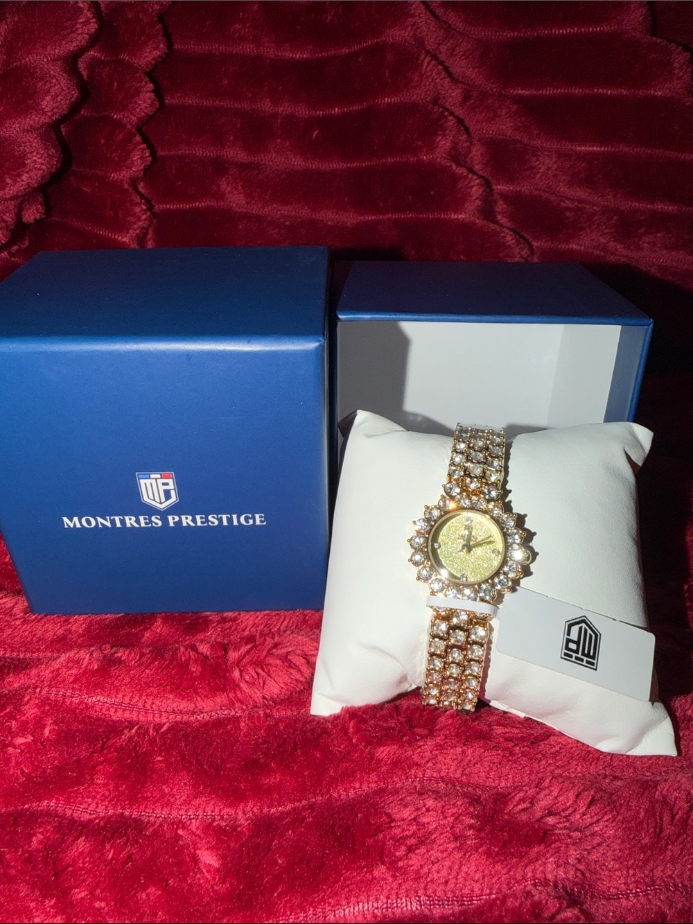 Montres Prestige Invicta women’s watch